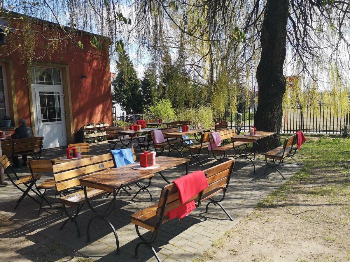 Hotel Gryf Koscierzyna Esterno foto