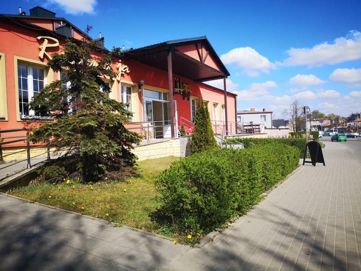 Hotel Gryf Koscierzyna Esterno foto